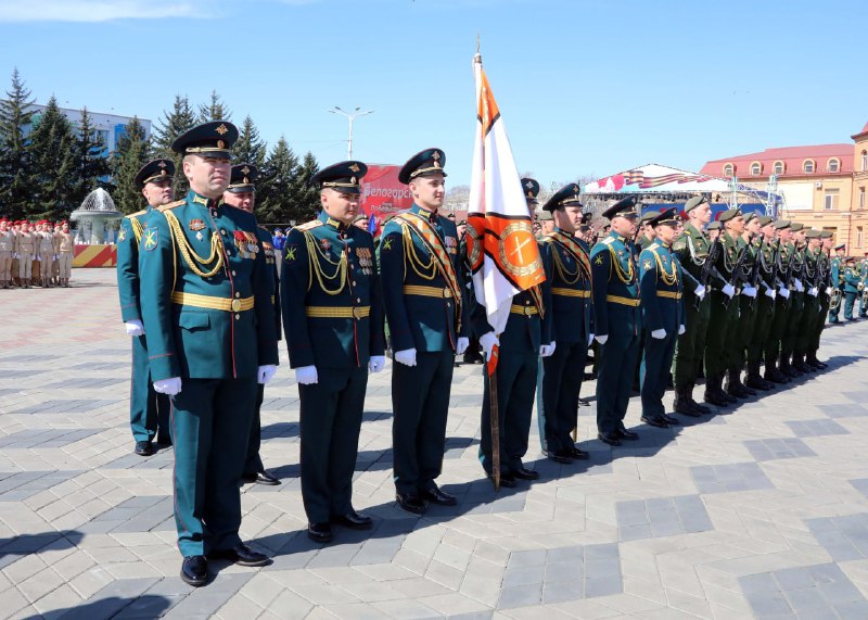 В Белогорске Амурской области прошел военный парад, посвященный 77-й годовщине …