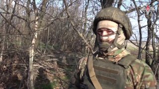 Расчет гаубицы «Д-30» уничтожил позиции ВСУ в районе Работино  Операторы БпЛА вы…