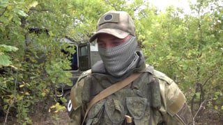 Командир зенитного ракетного дивизиона С-300В Дмитрий в ходе проведения специаль…