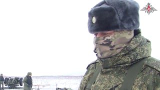 Артиллерийский дуэт: боевая подготовка расчетов гаубиц Д-30 и противотанковых пу…