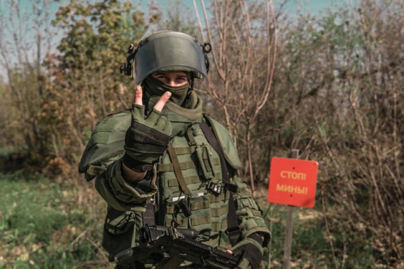 Vсё будет хорошо!  Российские сапёры разминируют сельхозугодья и объекты сельско…