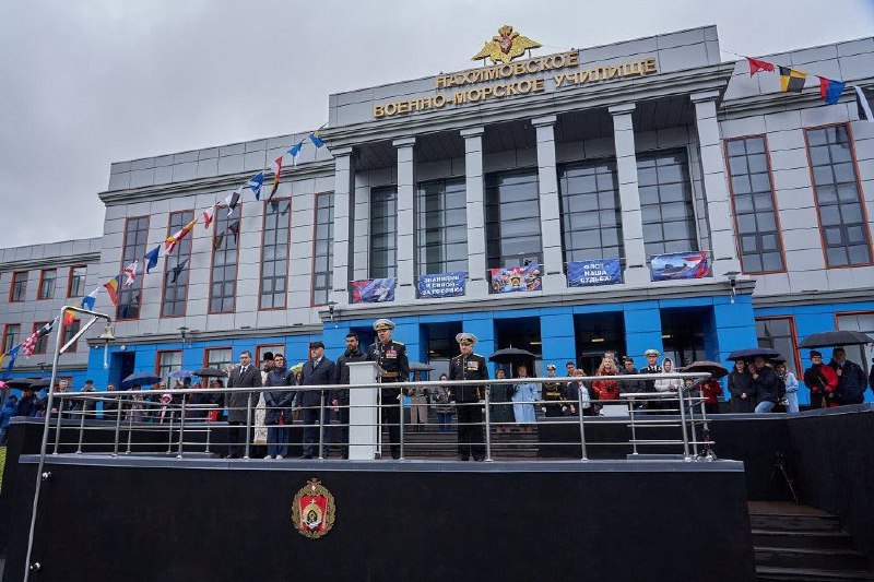 В Мурманском филиале Нахимовского военно-морского училища состоялся первый выпу…