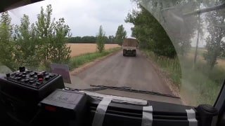 Российские военнослужащие доставили очередную партию гуманитарной помощи и лека…