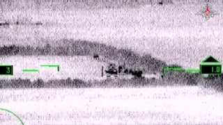 Кадры уничтожения экипажами разведывательно-ударных вертолетов Ка-52 боевой брон…
