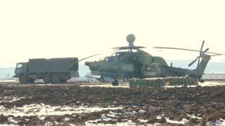 Кадры уничтожения бронетехники ВСУ ударными  вертолетами Ударные вертолеты Ми-2…