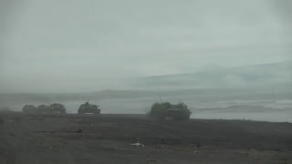 Военнослужащие пулеметно-артиллерийского соединения армейского корпуса ВВО выпол…