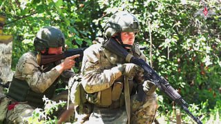 На полигонах Минобороны России продолжаются курсы интенсивной боевой подготовки …